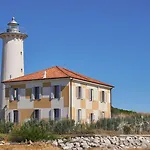 Cozy Flat Near Beach-beahost Daire *