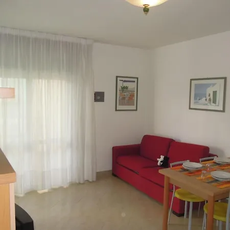 Cozy Flat Near Beach-beahost