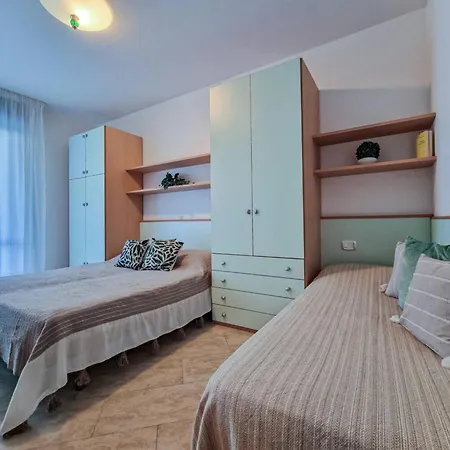 Cozy Flat Near - Beahost *